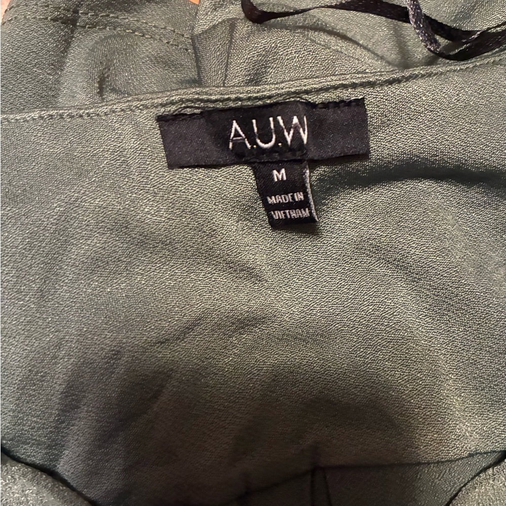 AUW silky wrap top - Picture 8 of 9